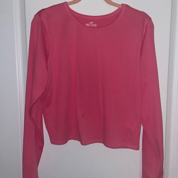 Hollister long sleeve - Picture 1 of 3